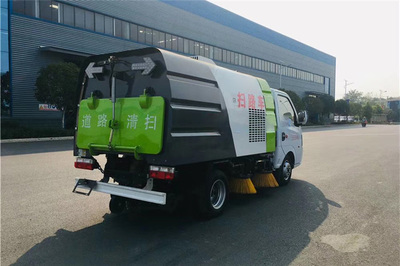 國六東風途逸3方掃路車 環衛戰線上的“小鋼炮”